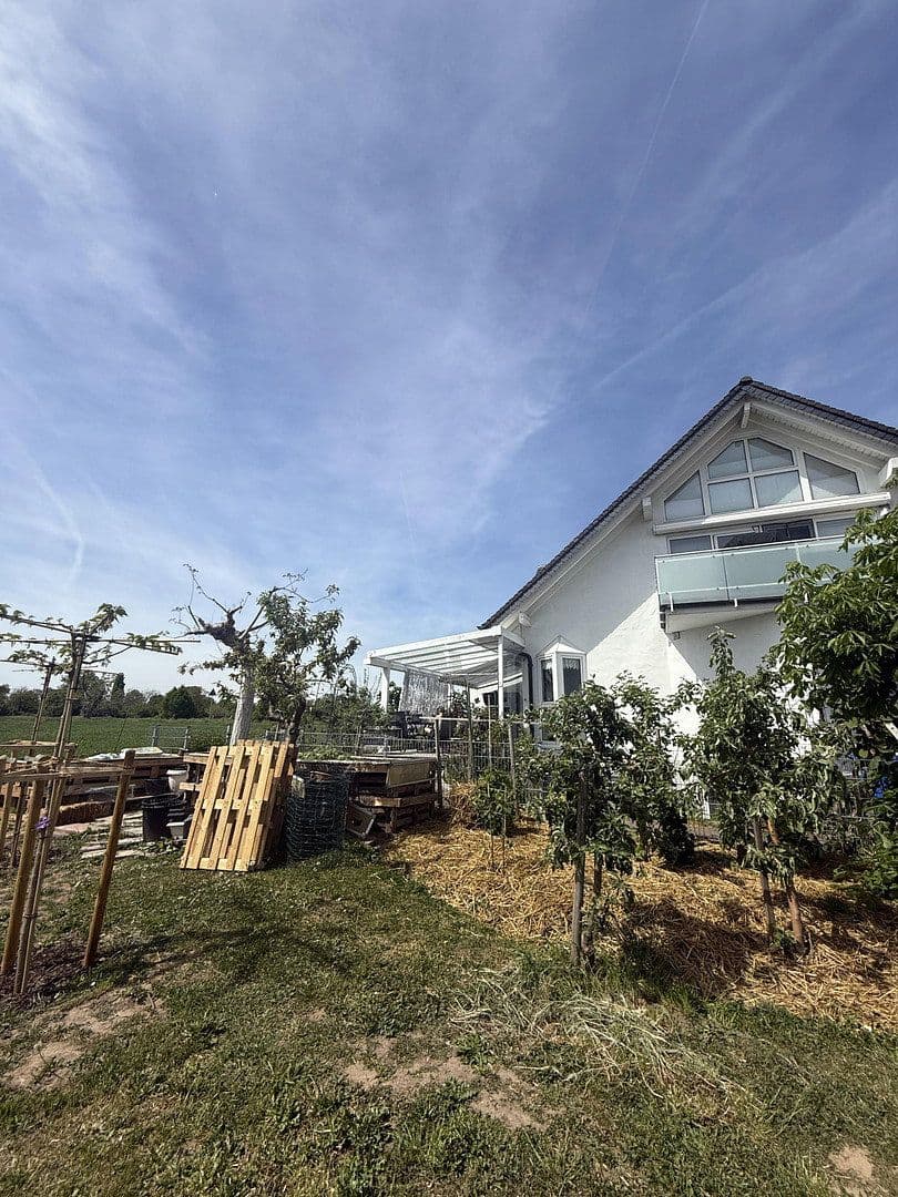Prenájom bytu 3-izbový 115 m², Karlstein am Main, Bavorsko Prenájom bytu 3-izbový 115 m², Karlstein am Main, Bavorsko