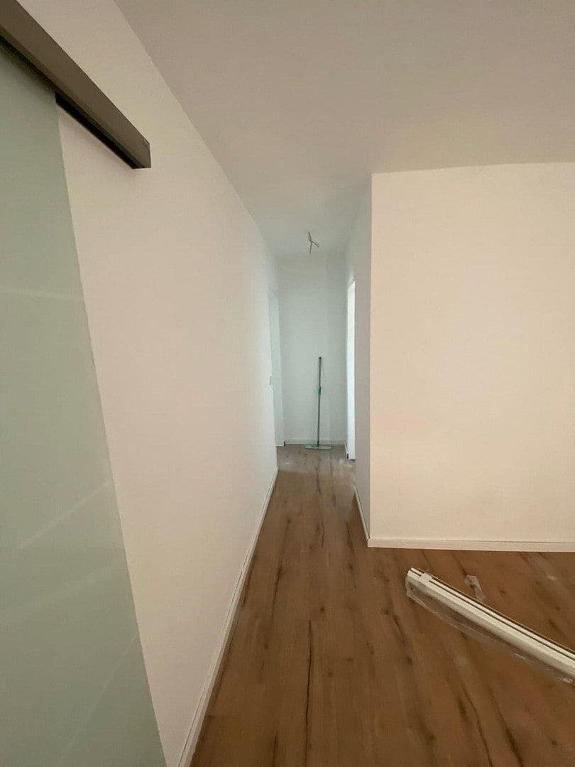 Prenájom bytu 4-izbový 98 m², Saarstraße 2, Lahr/Schwarzwald, Bádensko-Wurttembersko Prenájom bytu 4-izbový 98 m², Saarstraße 2, Lahr/Schwarzwald, Bádensko-Wurttembersko