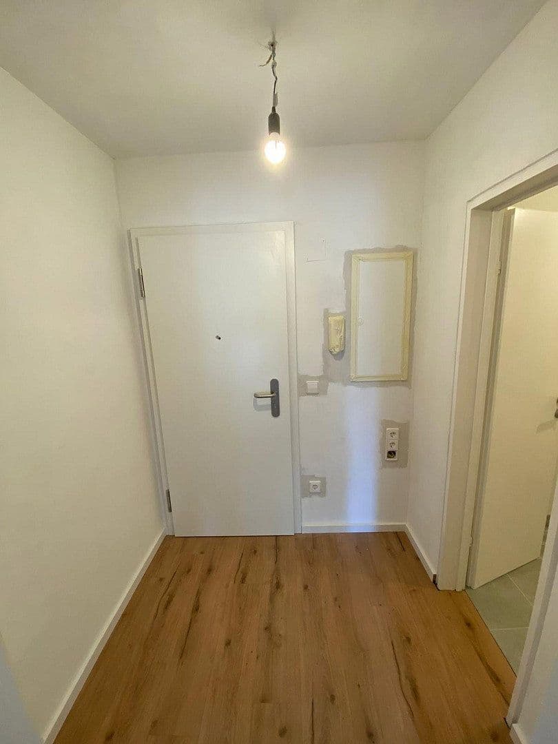 Prenájom bytu 4-izbový 98 m², Saarstraße 2, Lahr/Schwarzwald, Bádensko-Wurttembersko Prenájom bytu 4-izbový 98 m², Saarstraße 2, Lahr/Schwarzwald, Bádensko-Wurttembersko