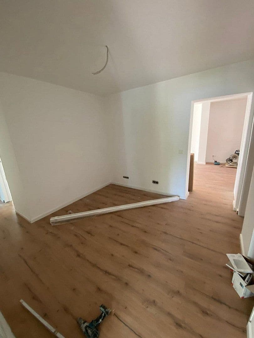 Prenájom bytu 4-izbový 98 m², Saarstraße 2, Lahr/Schwarzwald, Bádensko-Wurttembersko Prenájom bytu 4-izbový 98 m², Saarstraße 2, Lahr/Schwarzwald, Bádensko-Wurttembersko