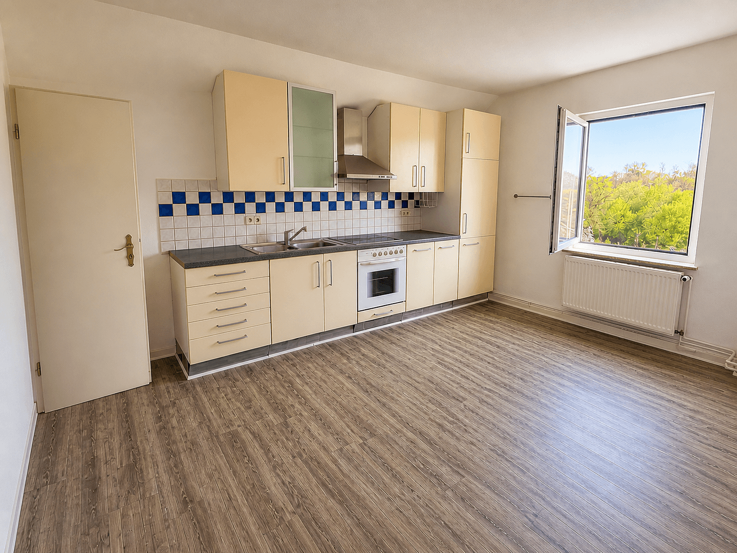Prenájom bytu 2-izbový 69 m², Kiel, Šlezvicko-Holštajnsko Prenájom bytu 2-izbový 69 m², Kiel, Šlezvicko-Holštajnsko