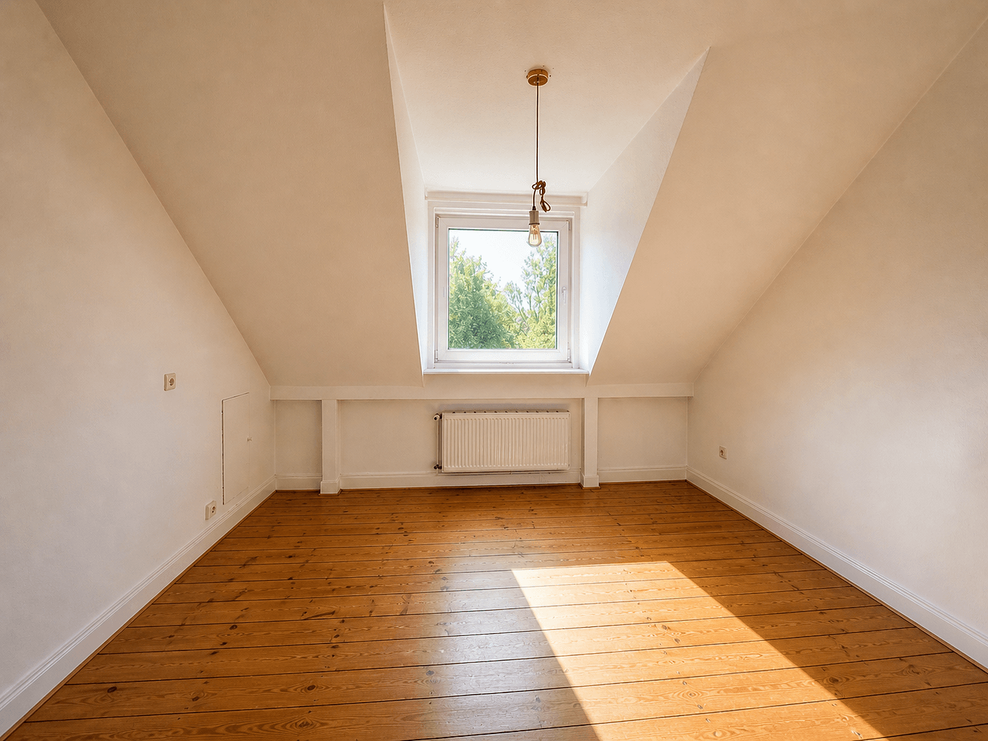 Prenájom bytu 2-izbový 69 m², Kiel, Šlezvicko-Holštajnsko Prenájom bytu 2-izbový 69 m², Kiel, Šlezvicko-Holštajnsko