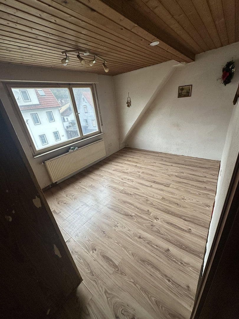 Predaj domu 116 m², pozemek 225 m², Albstadt, Bádensko-Wurttembersko Predaj domu 116 m², pozemek 225 m², Albstadt, Bádensko-Wurttembersko