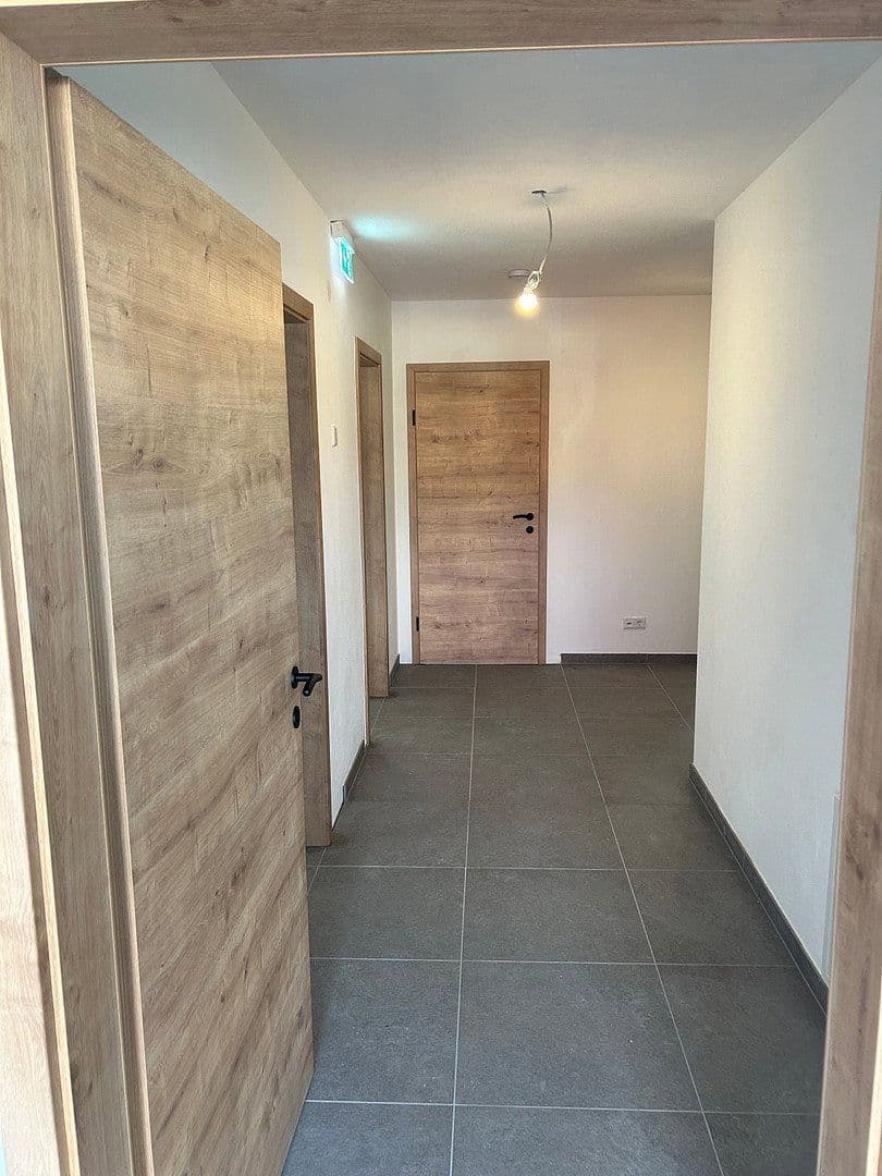 Prenájom kancelárie 456 m², Glanegger Straße, Grödig, Salzbursko Prenájom kancelárie 456 m², Glanegger Straße, Grödig, Salzbursko