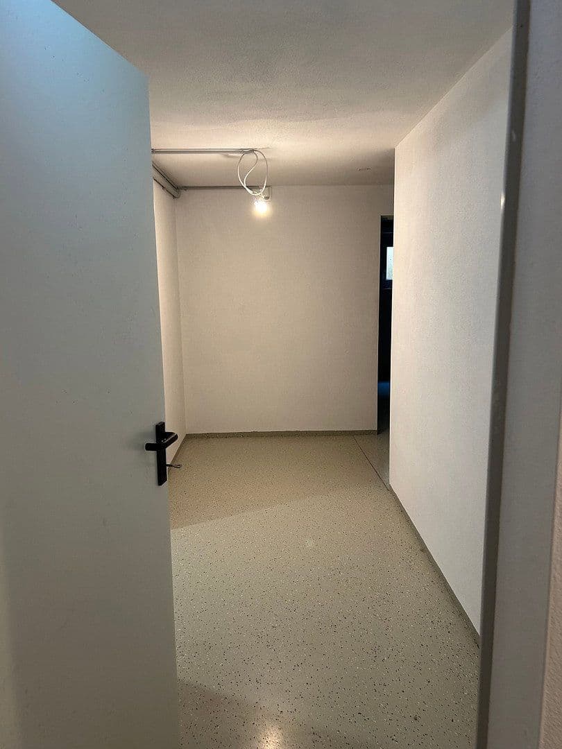 Prenájom kancelárie 456 m², Glanegger Straße, Grödig, Salzbursko Prenájom kancelárie 456 m², Glanegger Straße, Grödig, Salzbursko