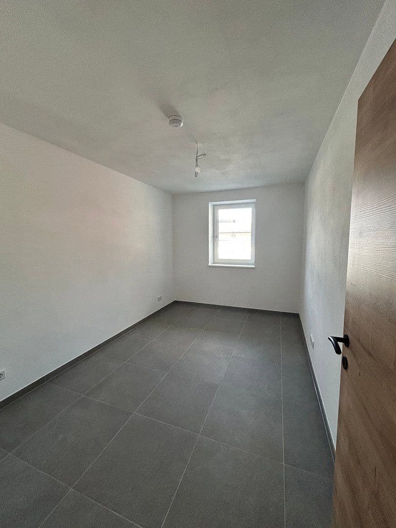 Prenájom kancelárie 456 m², Glanegger Straße, Grödig, Salzbursko Prenájom kancelárie 456 m², Glanegger Straße, Grödig, Salzbursko