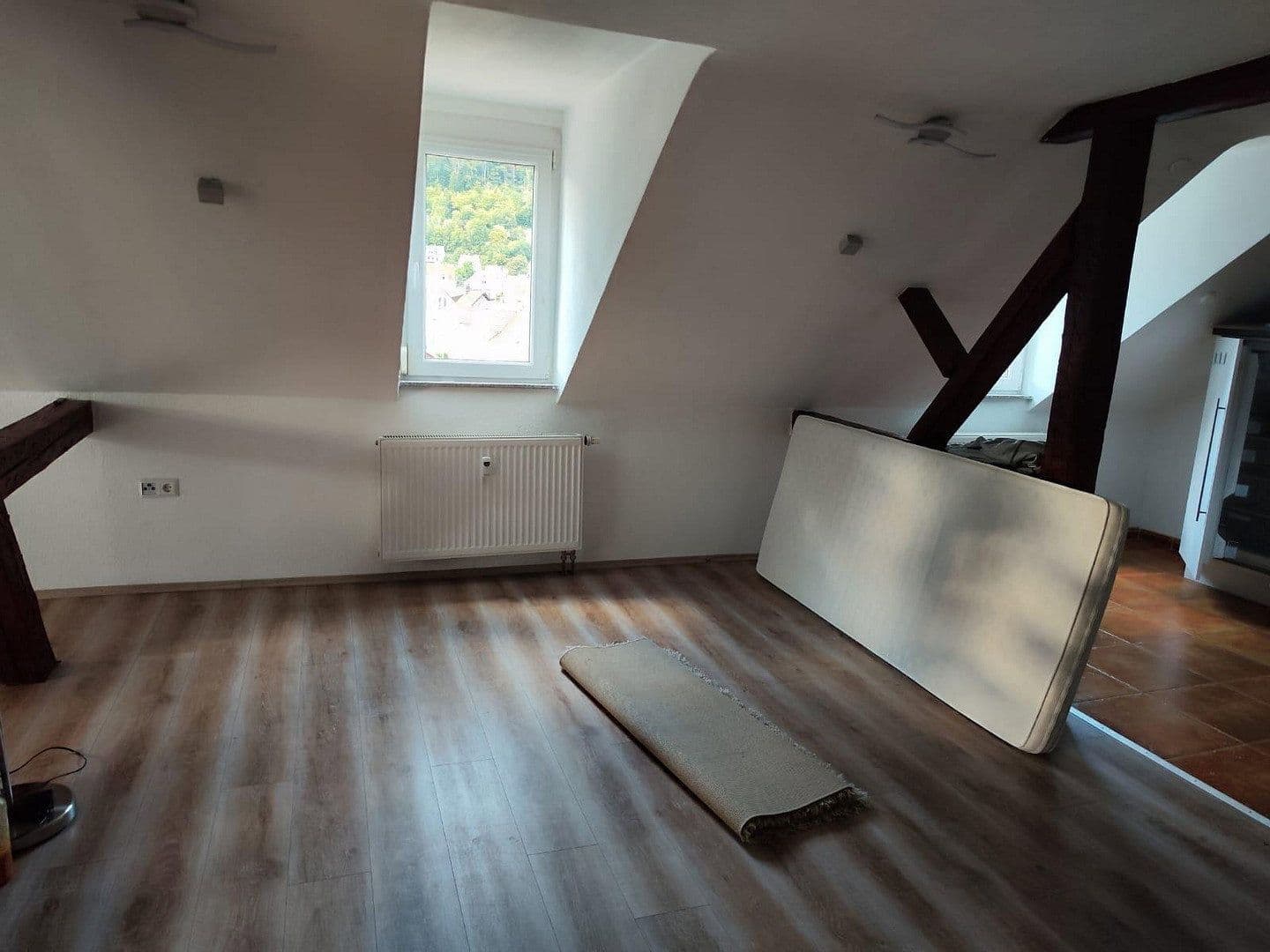 Prenájom bytu 2-izbový 50 m², Bad Urach, Bádensko-Wurttembersko Prenájom bytu 2-izbový 50 m², Bad Urach, Bádensko-Wurttembersko