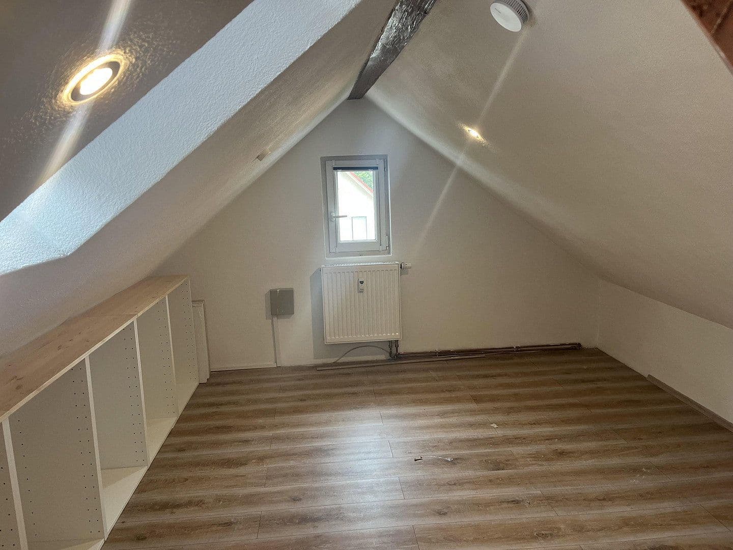 Prenájom bytu 2-izbový 50 m², Bad Urach, Bádensko-Wurttembersko Prenájom bytu 2-izbový 50 m², Bad Urach, Bádensko-Wurttembersko
