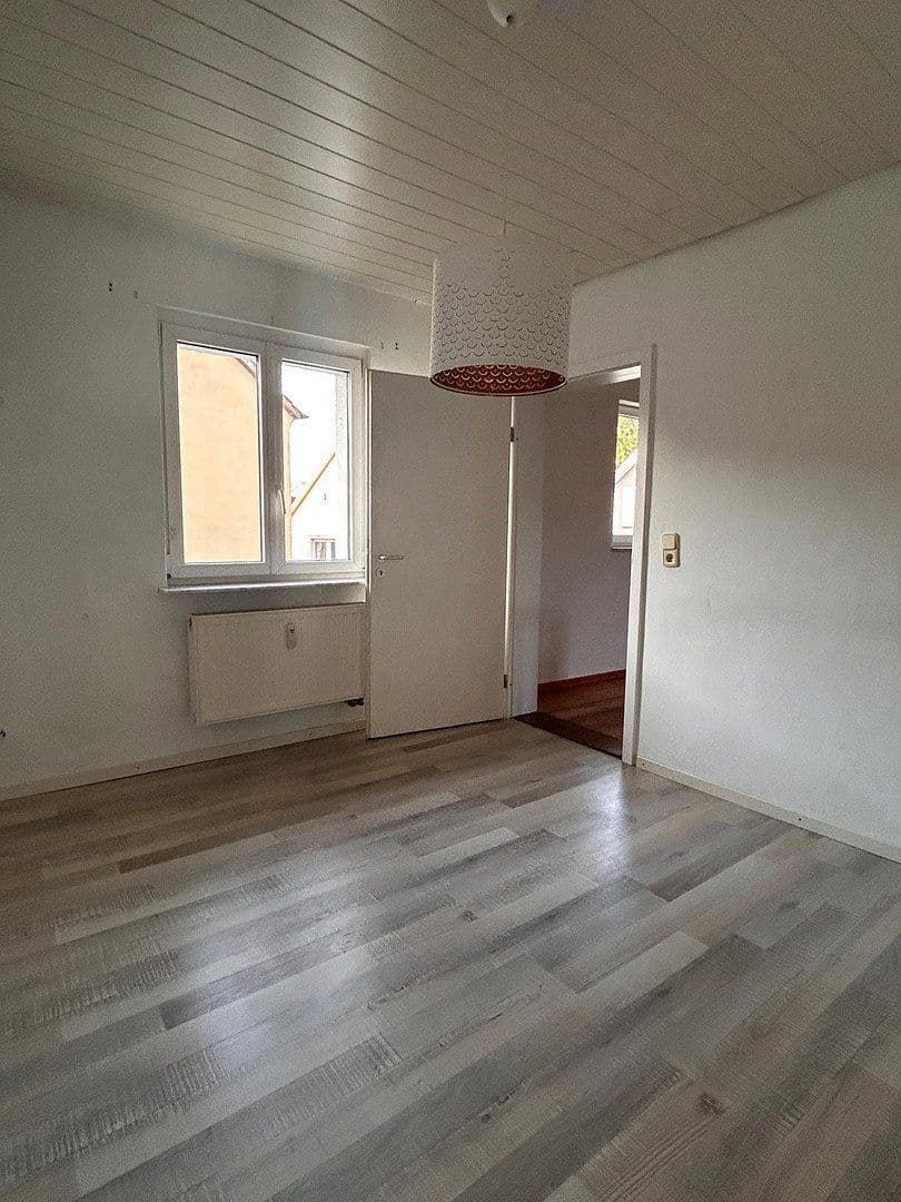 Predaj domu 153 m², pozemek 245 m², Georg-Fröba-Straße 16, Alsbach-Hähnlein, Hesensko Predaj domu 153 m², pozemek 245 m², Georg-Fröba-Straße 16, Alsbach-Hähnlein, Hesensko