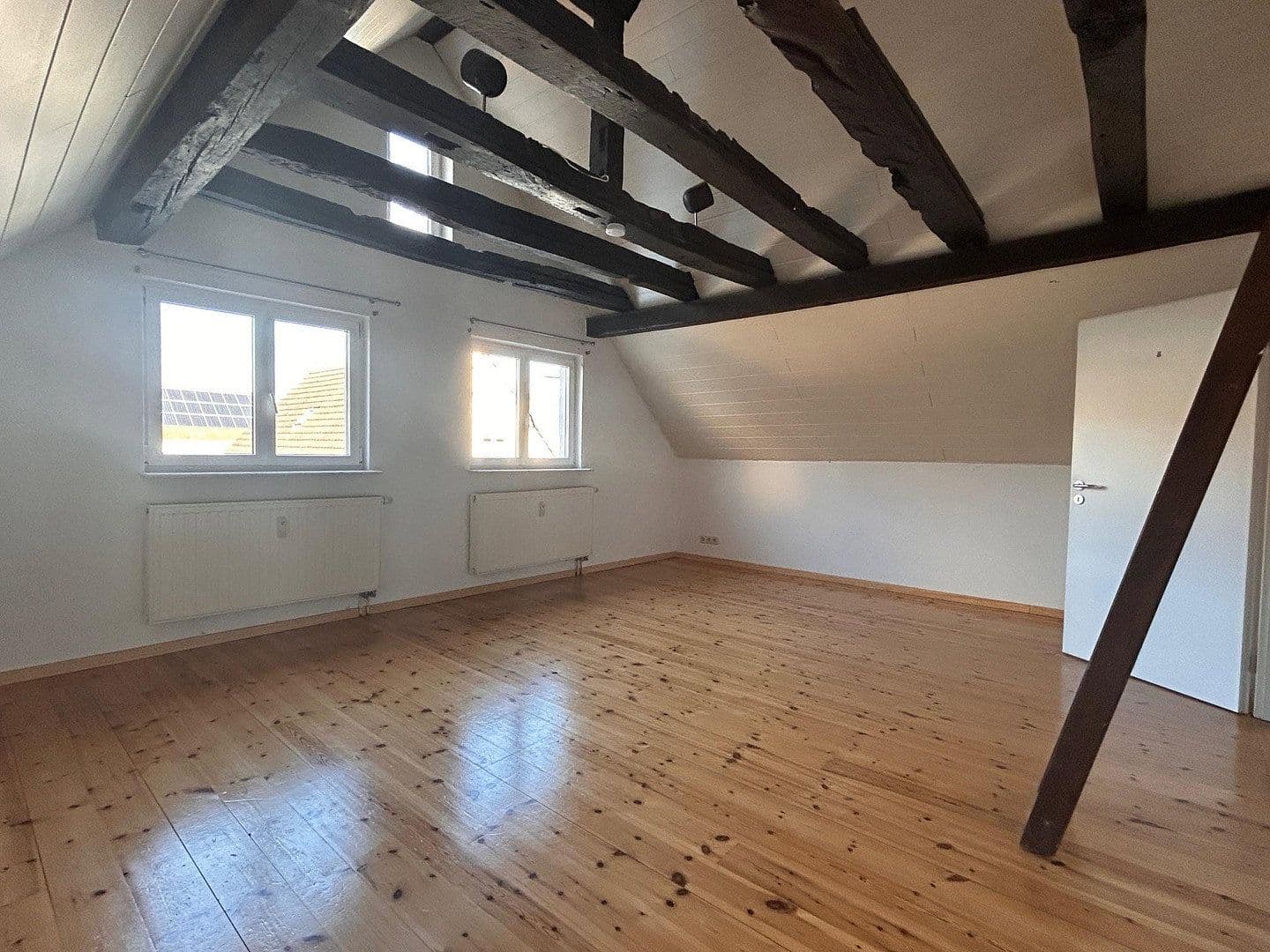 Predaj domu 153 m², pozemek 245 m², Georg-Fröba-Straße 16, Alsbach-Hähnlein, Hesensko Predaj domu 153 m², pozemek 245 m², Georg-Fröba-Straße 16, Alsbach-Hähnlein, Hesensko