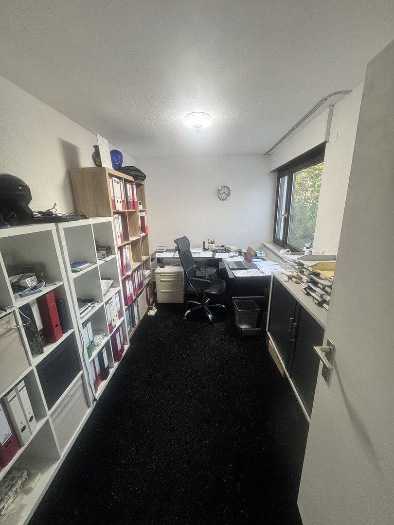 Predaj domu 154 m², pozemek 254 m², Walther-Rathnau-Straße 31, Pforzheim, Bádensko-Wurttembersko Predaj domu 154 m², pozemek 254 m², Walther-Rathnau-Straße 31, Pforzheim, Bádensko-Wurttembersko