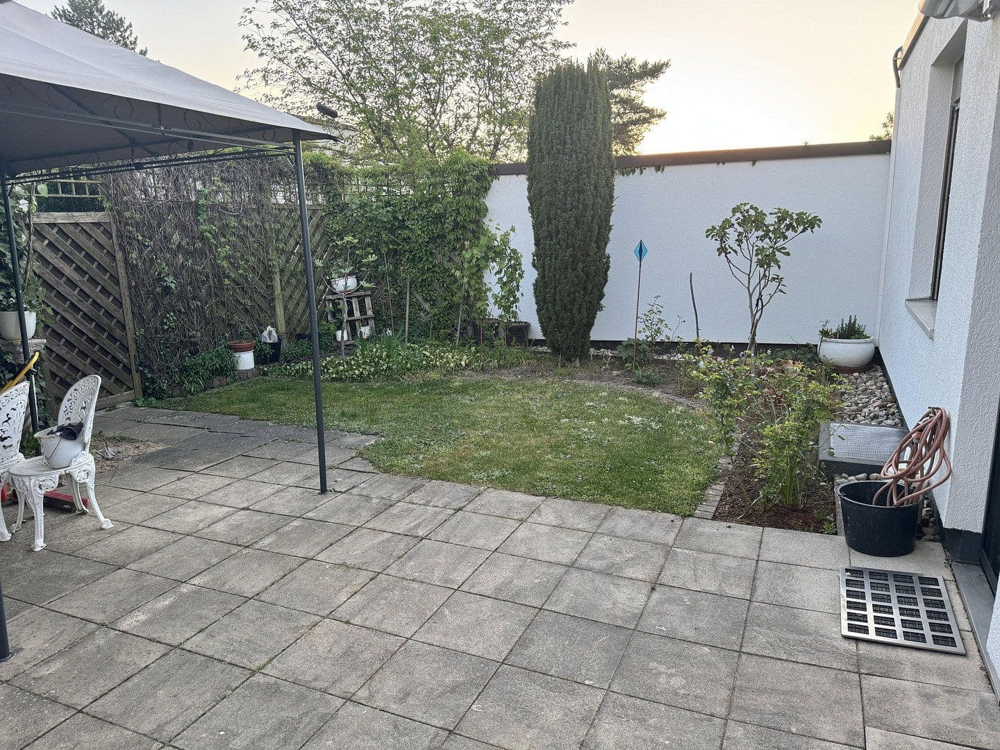 Predaj domu 154 m², pozemek 254 m², Walther-Rathnau-Straße 31, Pforzheim, Bádensko-Wurttembersko Predaj domu 154 m², pozemek 254 m², Walther-Rathnau-Straße 31, Pforzheim, Bádensko-Wurttembersko