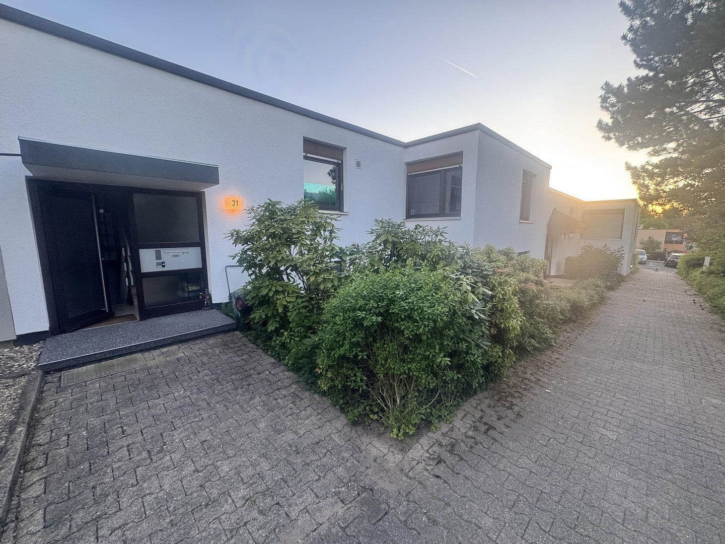 Predaj domu 154 m², pozemek 254 m², Walther-Rathnau-Straße 31, Pforzheim, Bádensko-Wurttembersko Predaj domu 154 m², pozemek 254 m², Walther-Rathnau-Straße 31, Pforzheim, Bádensko-Wurttembersko