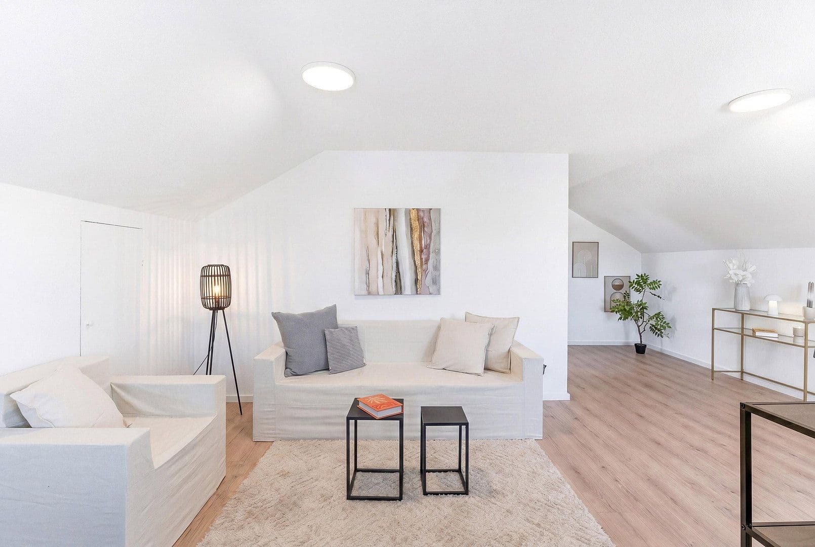 Predaj bytu 3-izbový 74 m², Ulm, Bádensko-Wurttembersko Predaj bytu 3-izbový 74 m², Ulm, Bádensko-Wurttembersko