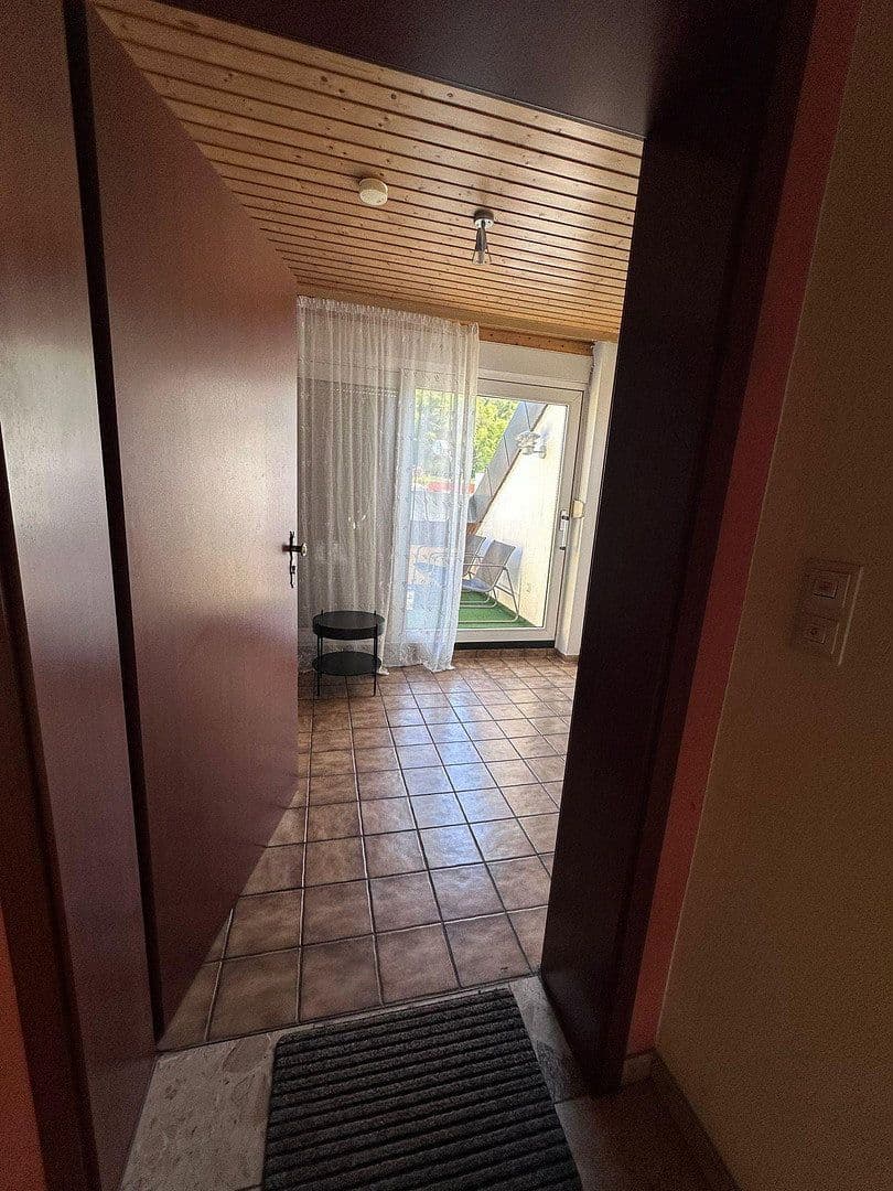 Prenájom bytu 3-izbový 65 m², Schwäbisch Gmünd, Bádensko-Wurttembersko Prenájom bytu 3-izbový 65 m², Schwäbisch Gmünd, Bádensko-Wurttembersko