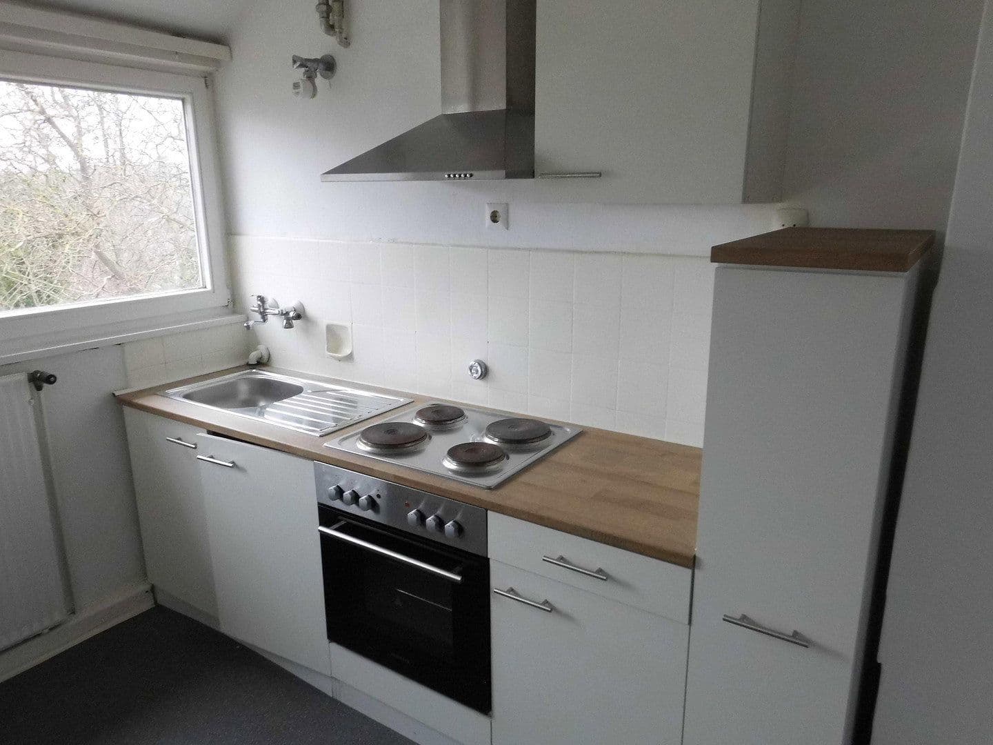 Predaj domu 327 m², pozemek 596 m², Stuttgart, Bádensko-Wurttembersko Predaj domu 327 m², pozemek 596 m², Stuttgart, Bádensko-Wurttembersko