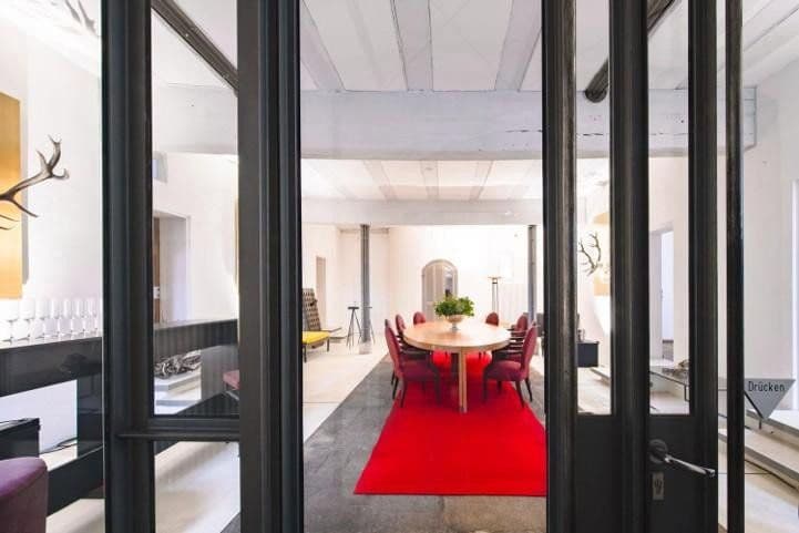 Predaj domu 835 m², pozemek 855 m², Hauptstraße 70, Feucht, Bavorsko Predaj domu 835 m², pozemek 855 m², Hauptstraße 70, Feucht, Bavorsko