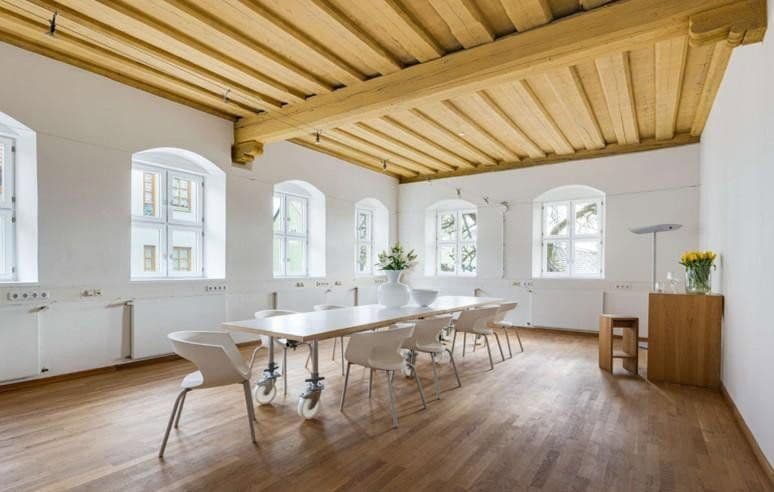 Predaj domu 835 m², pozemek 855 m², Hauptstraße 70, Feucht, Bavorsko Predaj domu 835 m², pozemek 855 m², Hauptstraße 70, Feucht, Bavorsko