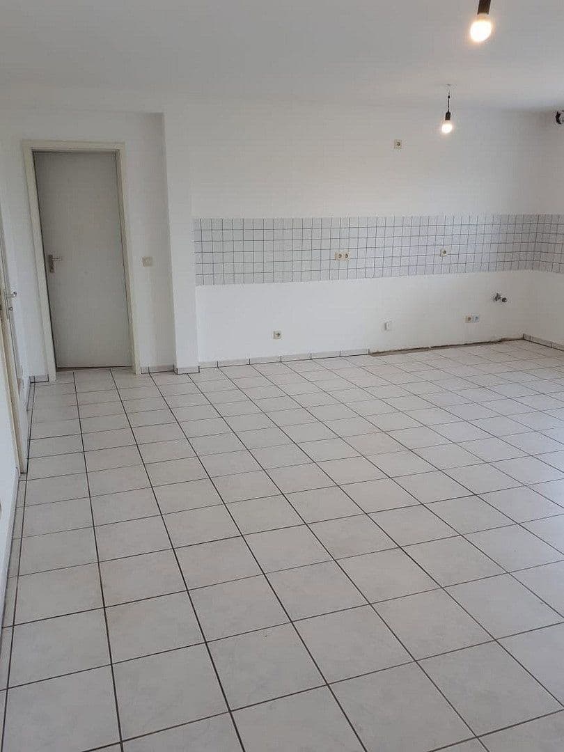 Prenájom bytu 3-izbový 102 m², Hattingerstr. 574, Bochum, Severné Porýnie - Westfálsko Prenájom bytu 3-izbový 102 m², Hattingerstr. 574, Bochum, Severné Porýnie - Westfálsko