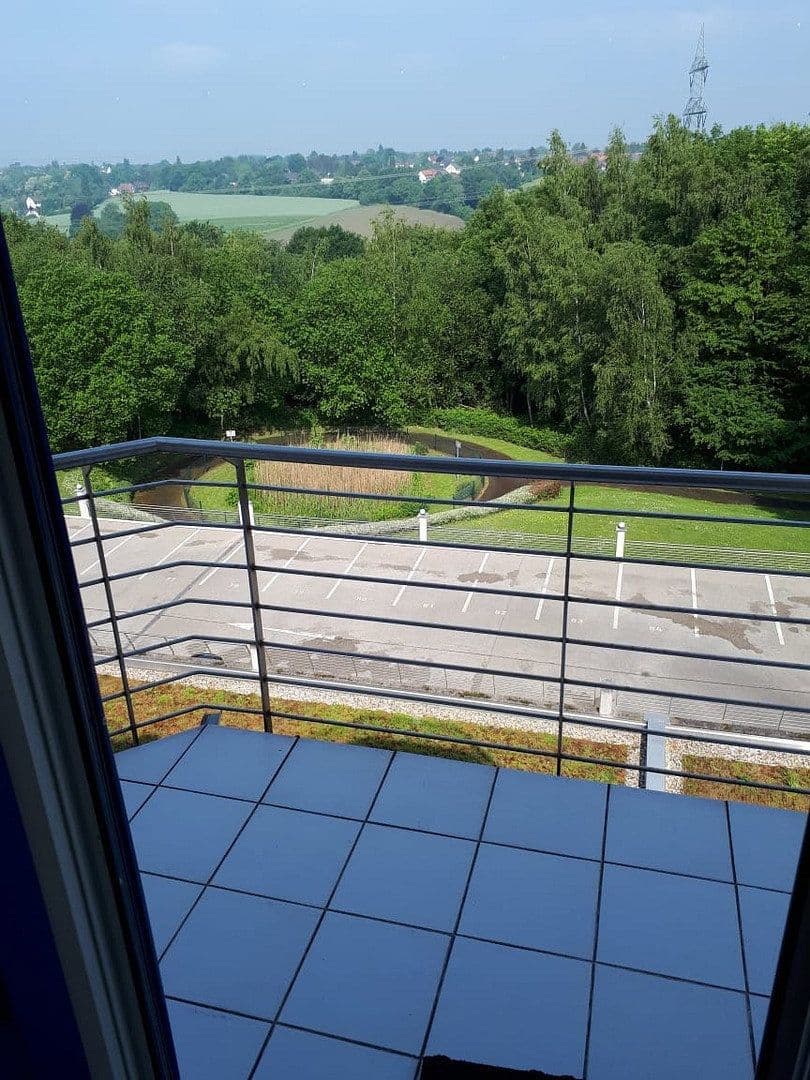 Prenájom bytu 3-izbový 102 m², Hattingerstr. 574, Bochum, Severné Porýnie - Westfálsko Prenájom bytu 3-izbový 102 m², Hattingerstr. 574, Bochum, Severné Porýnie - Westfálsko