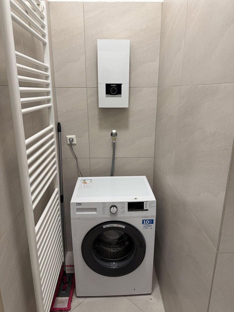 Prenájom bytu 1-izbový 40 m², Krefelder Str. 97, Köln, Severné Porýnie - Westfálsko Prenájom bytu 1-izbový 40 m², Krefelder Str. 97, Köln, Severné Porýnie - Westfálsko