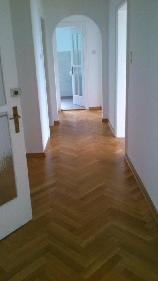 Predaj domu 223 m², pozemek 1.074 m², Bad Neustadt an der Saale, Bavorsko Predaj domu 223 m², pozemek 1.074 m², Bad Neustadt an der Saale, Bavorsko