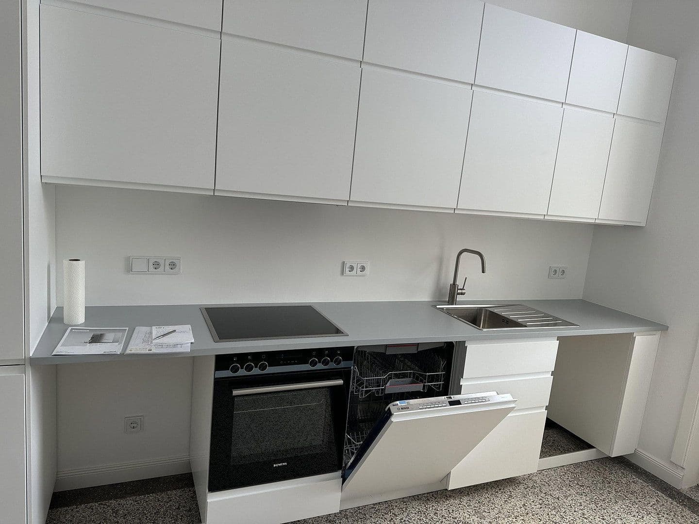 Prenájom bytu 5-izbový 125 m², Wiesbaden, Hesensko Prenájom bytu 5-izbový 125 m², Wiesbaden, Hesensko