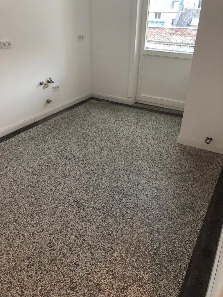 Prenájom bytu 5-izbový 125 m², Wiesbaden, Hesensko Prenájom bytu 5-izbový 125 m², Wiesbaden, Hesensko