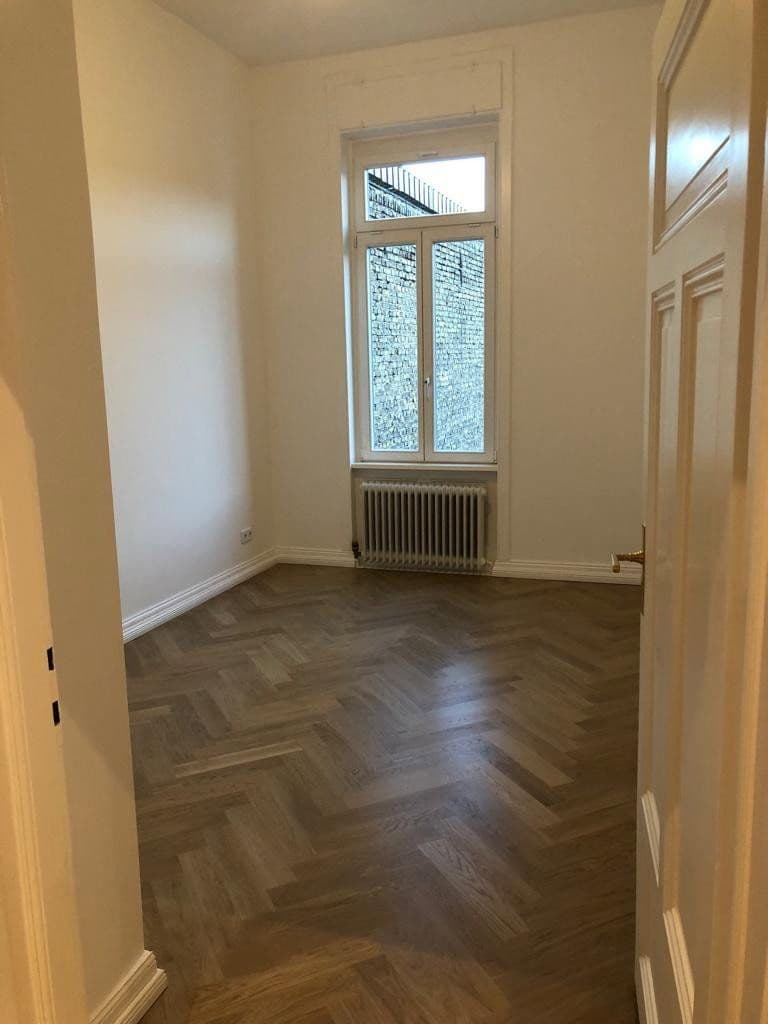 Prenájom bytu 5-izbový 125 m², Wiesbaden, Hesensko Prenájom bytu 5-izbový 125 m², Wiesbaden, Hesensko