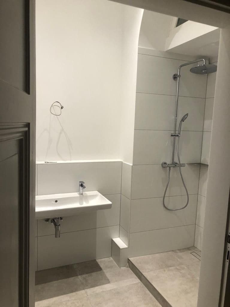 Prenájom bytu 5-izbový 125 m², Wiesbaden, Hesensko Prenájom bytu 5-izbový 125 m², Wiesbaden, Hesensko