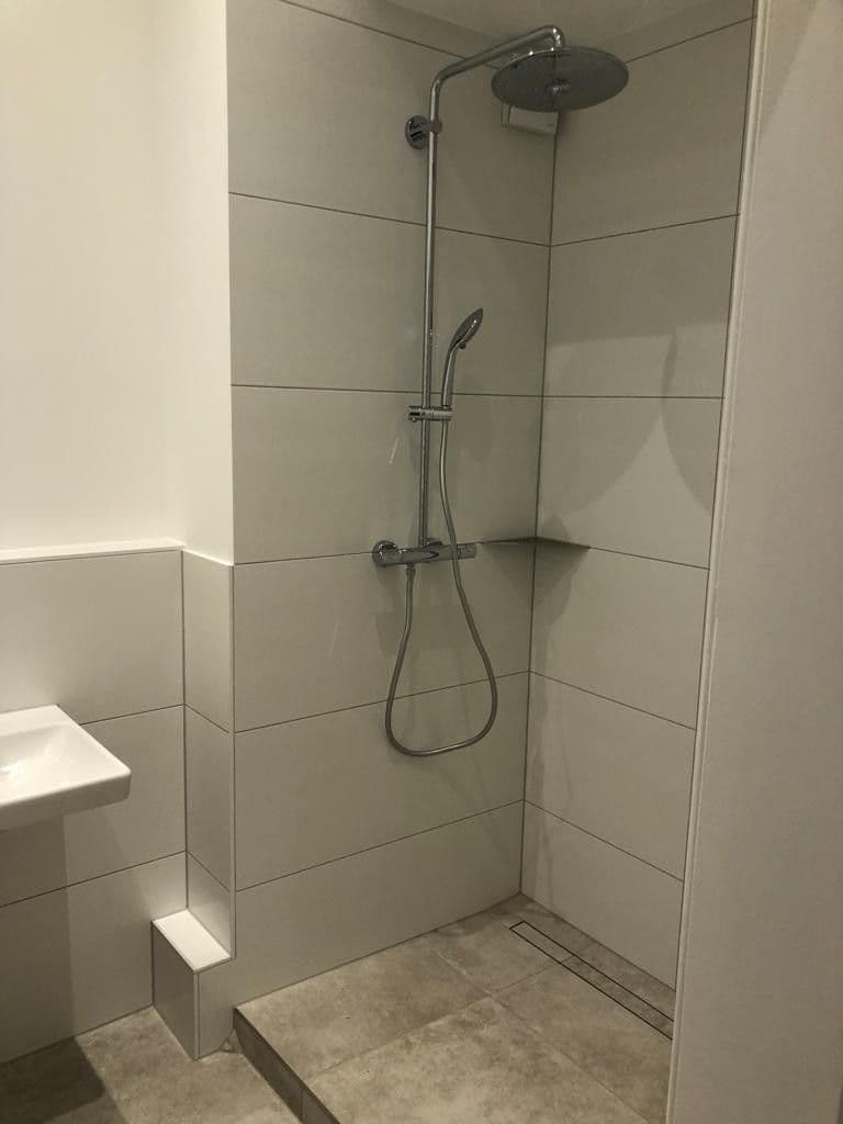 Prenájom bytu 5-izbový 125 m², Wiesbaden, Hesensko Prenájom bytu 5-izbový 125 m², Wiesbaden, Hesensko
