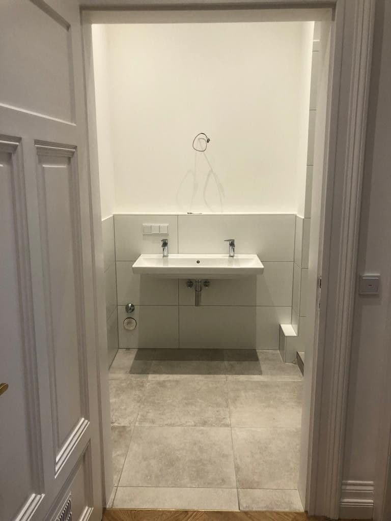 Prenájom bytu 5-izbový 125 m², Wiesbaden, Hesensko Prenájom bytu 5-izbový 125 m², Wiesbaden, Hesensko