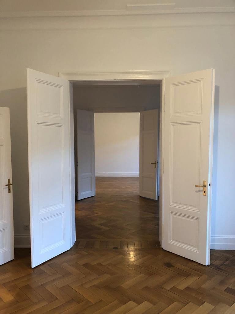 Prenájom bytu 5-izbový 125 m², Wiesbaden, Hesensko Prenájom bytu 5-izbový 125 m², Wiesbaden, Hesensko