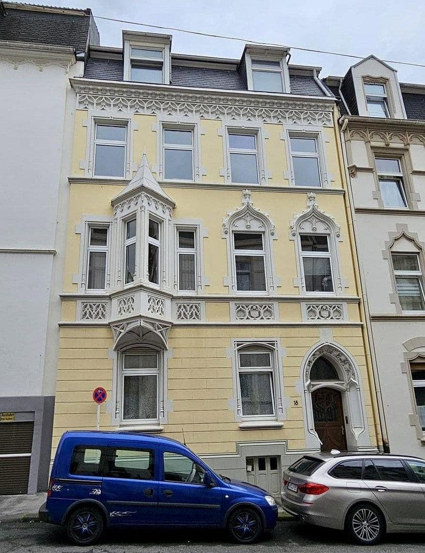 Prenájom bytu 4-izbový 100 m², Stieglitzstr., Wuppertal, Severné Porýnie - Westfálsko Prenájom bytu 4-izbový 100 m², Stieglitzstr., Wuppertal, Severné Porýnie - Westfálsko