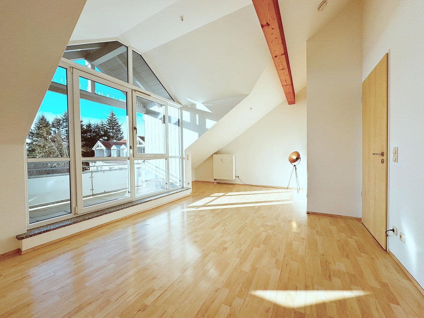 Prenájom bytu 2-izbový 51 m², Landsham bei Kirchheim, Bavorsko Prenájom bytu 2-izbový 51 m², Landsham bei Kirchheim, Bavorsko