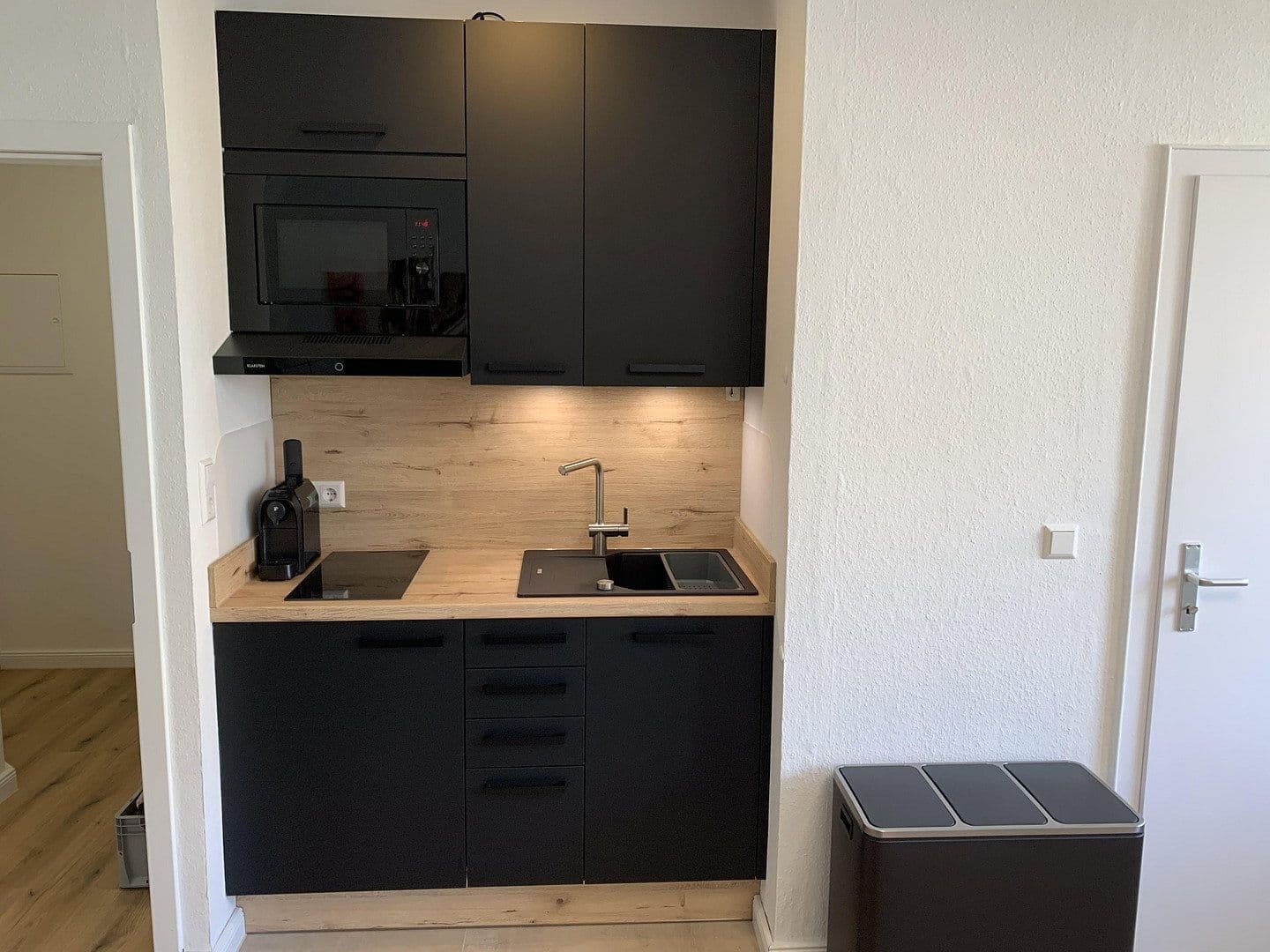 Prenájom bytu 2-izbový 30 m², Bussilliatweg 14, Hannover, Dolné Sasko Prenájom bytu 2-izbový 30 m², Bussilliatweg 14, Hannover, Dolné Sasko