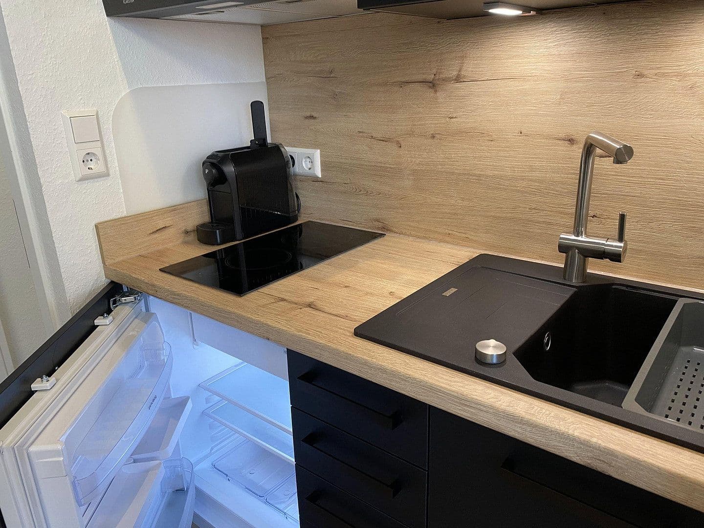 Prenájom bytu 2-izbový 30 m², Bussilliatweg 14, Hannover, Dolné Sasko Prenájom bytu 2-izbový 30 m², Bussilliatweg 14, Hannover, Dolné Sasko