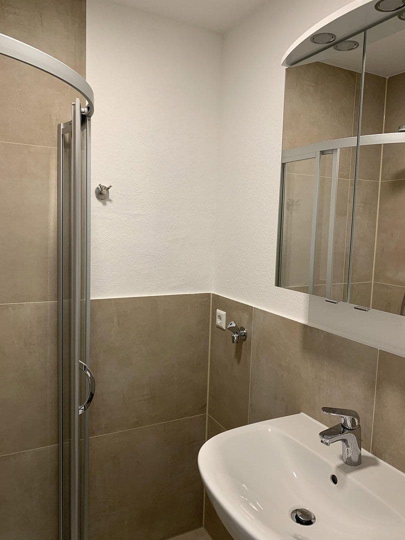 Prenájom bytu 2-izbový 30 m², Bussilliatweg 14, Hannover, Dolné Sasko Prenájom bytu 2-izbový 30 m², Bussilliatweg 14, Hannover, Dolné Sasko