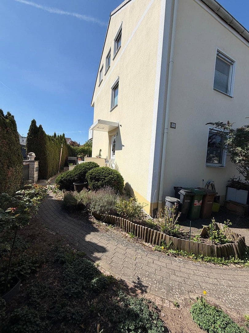 Prenájom domu 140 m², pozemek 290 m², Bubenreuth, Bavorsko Prenájom domu 140 m², pozemek 290 m², Bubenreuth, Bavorsko