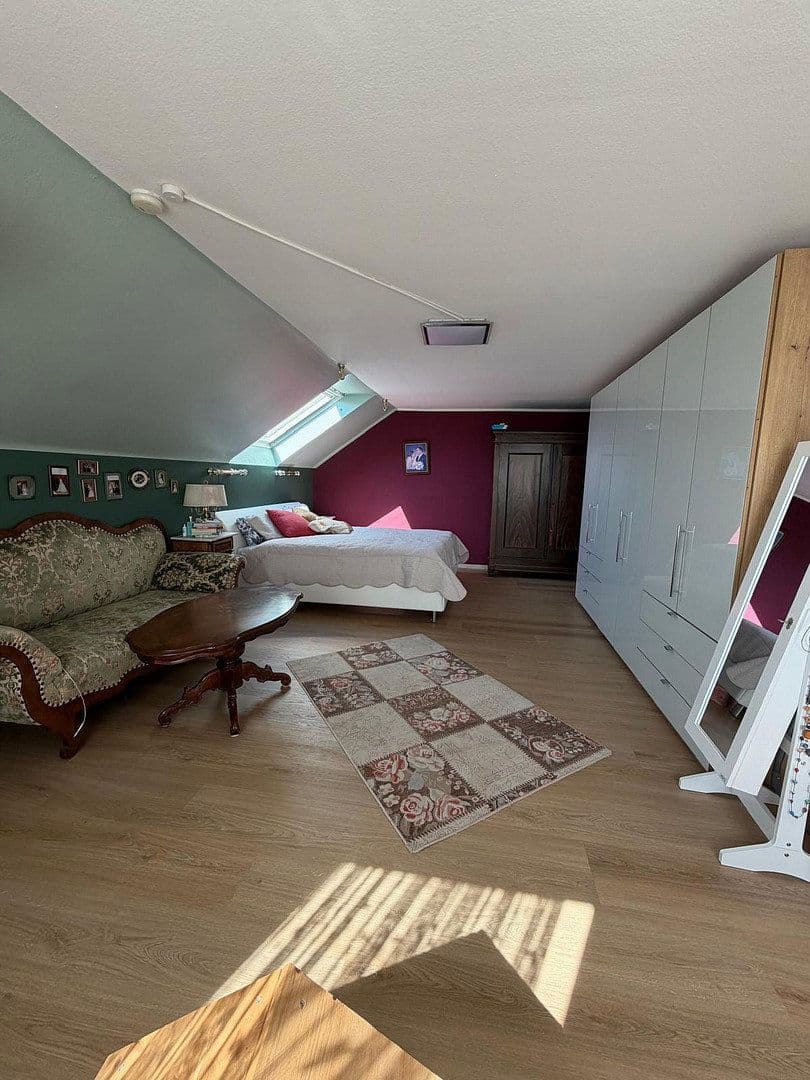 Prenájom domu 140 m², pozemek 290 m², Bubenreuth, Bavorsko Prenájom domu 140 m², pozemek 290 m², Bubenreuth, Bavorsko