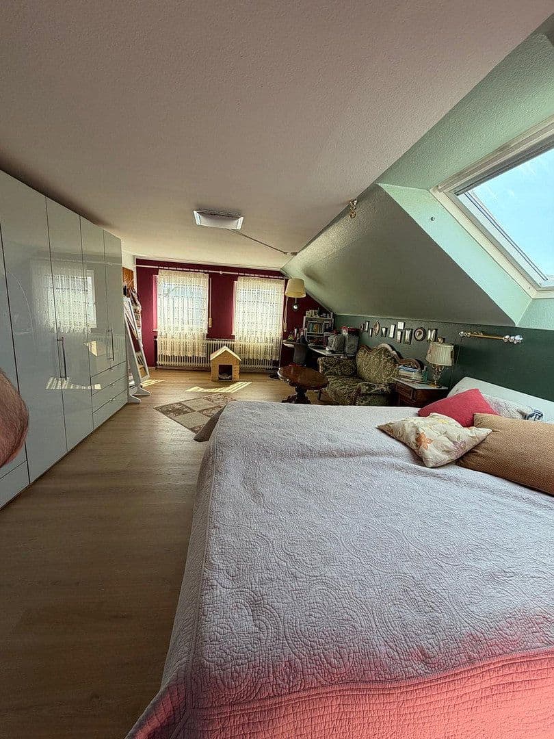 Prenájom domu 140 m², pozemek 290 m², Bubenreuth, Bavorsko Prenájom domu 140 m², pozemek 290 m², Bubenreuth, Bavorsko