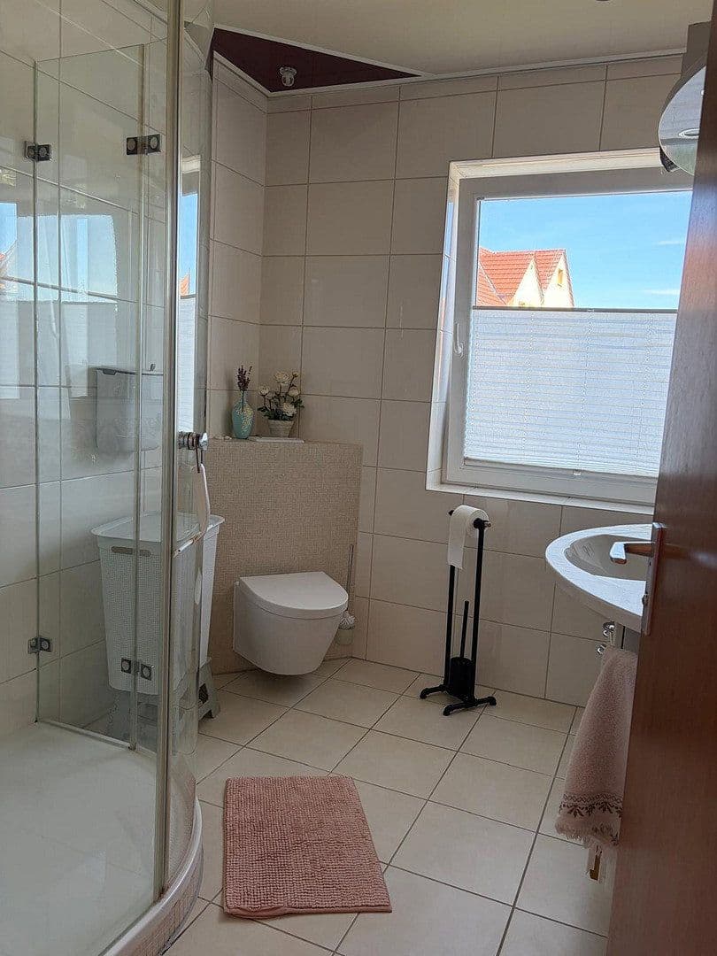 Prenájom domu 140 m², pozemek 290 m², Bubenreuth, Bavorsko Prenájom domu 140 m², pozemek 290 m², Bubenreuth, Bavorsko