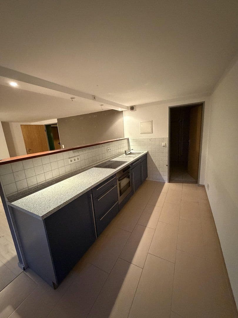 Predaj domu 337 m², pozemek 782 m², An der Lilie 33, Ratingen, Severné Porýnie - Westfálsko Predaj domu 337 m², pozemek 782 m², An der Lilie 33, Ratingen, Severné Porýnie - Westfálsko