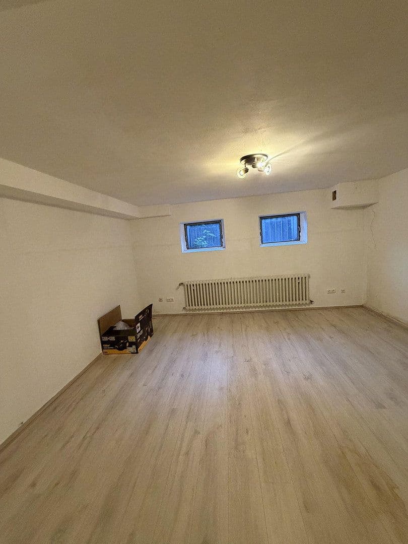 Predaj domu 337 m², pozemek 782 m², An der Lilie 33, Ratingen, Severné Porýnie - Westfálsko Predaj domu 337 m², pozemek 782 m², An der Lilie 33, Ratingen, Severné Porýnie - Westfálsko