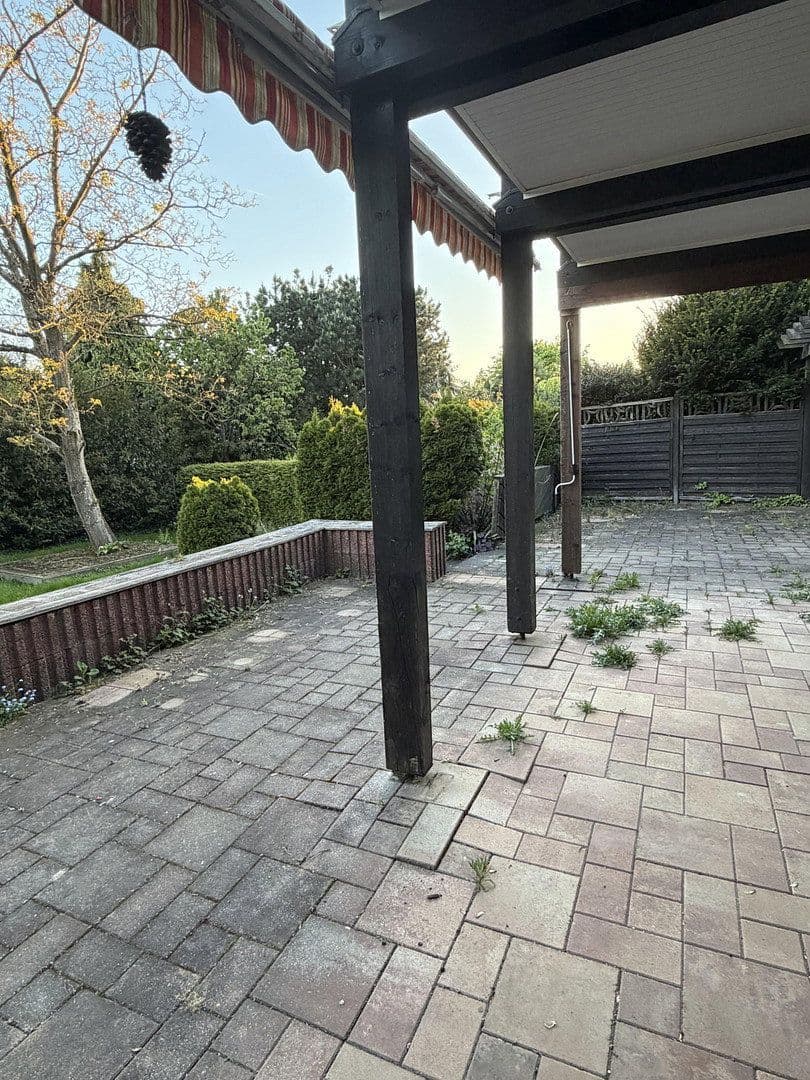 Predaj domu 337 m², pozemek 782 m², An der Lilie 33, Ratingen, Severné Porýnie - Westfálsko Predaj domu 337 m², pozemek 782 m², An der Lilie 33, Ratingen, Severné Porýnie - Westfálsko