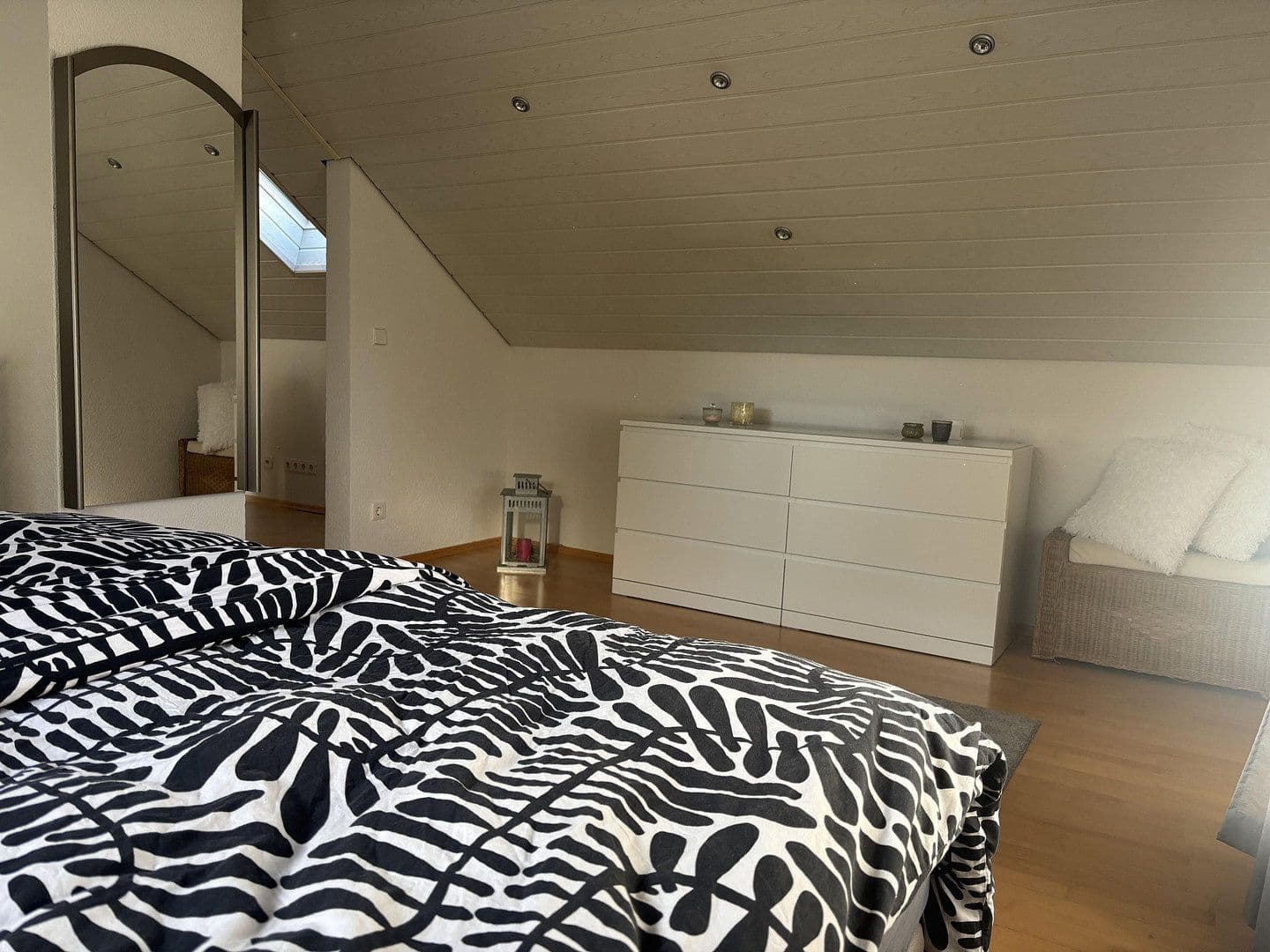 Predaj domu 119 m², pozemek 194 m², Leinfelden-Echterdingen, Bádensko-Wurttembersko Predaj domu 119 m², pozemek 194 m², Leinfelden-Echterdingen, Bádensko-Wurttembersko