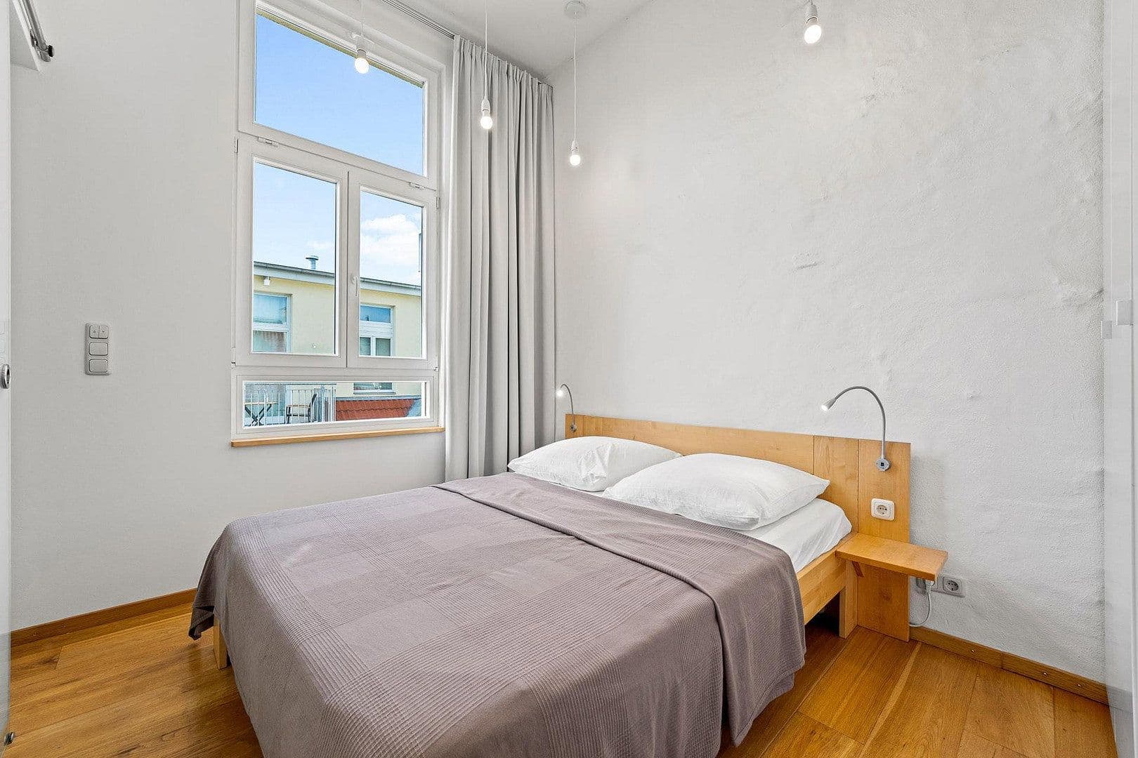 Prenájom bytu 2-izbový 52 m², Dirschauer Straße 6, Berlin, Berlín Prenájom bytu 2-izbový 52 m², Dirschauer Straße 6, Berlin, Berlín