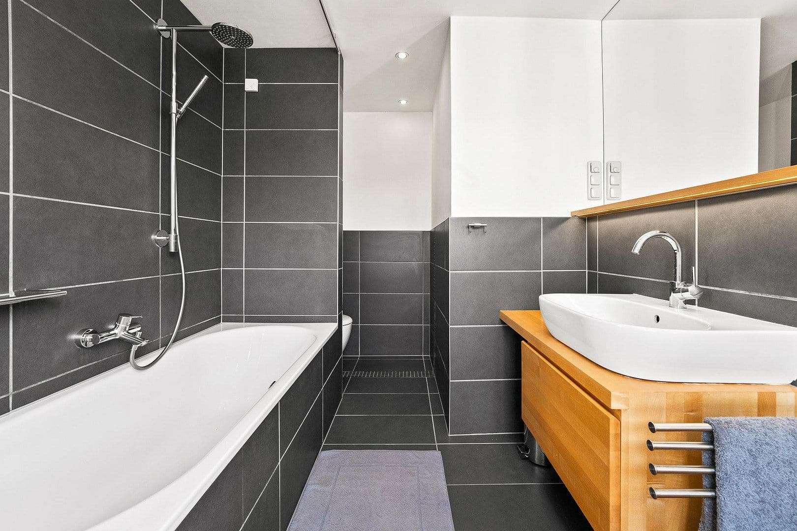 Prenájom bytu 2-izbový 52 m², Dirschauer Straße 6, Berlin, Berlín Prenájom bytu 2-izbový 52 m², Dirschauer Straße 6, Berlin, Berlín