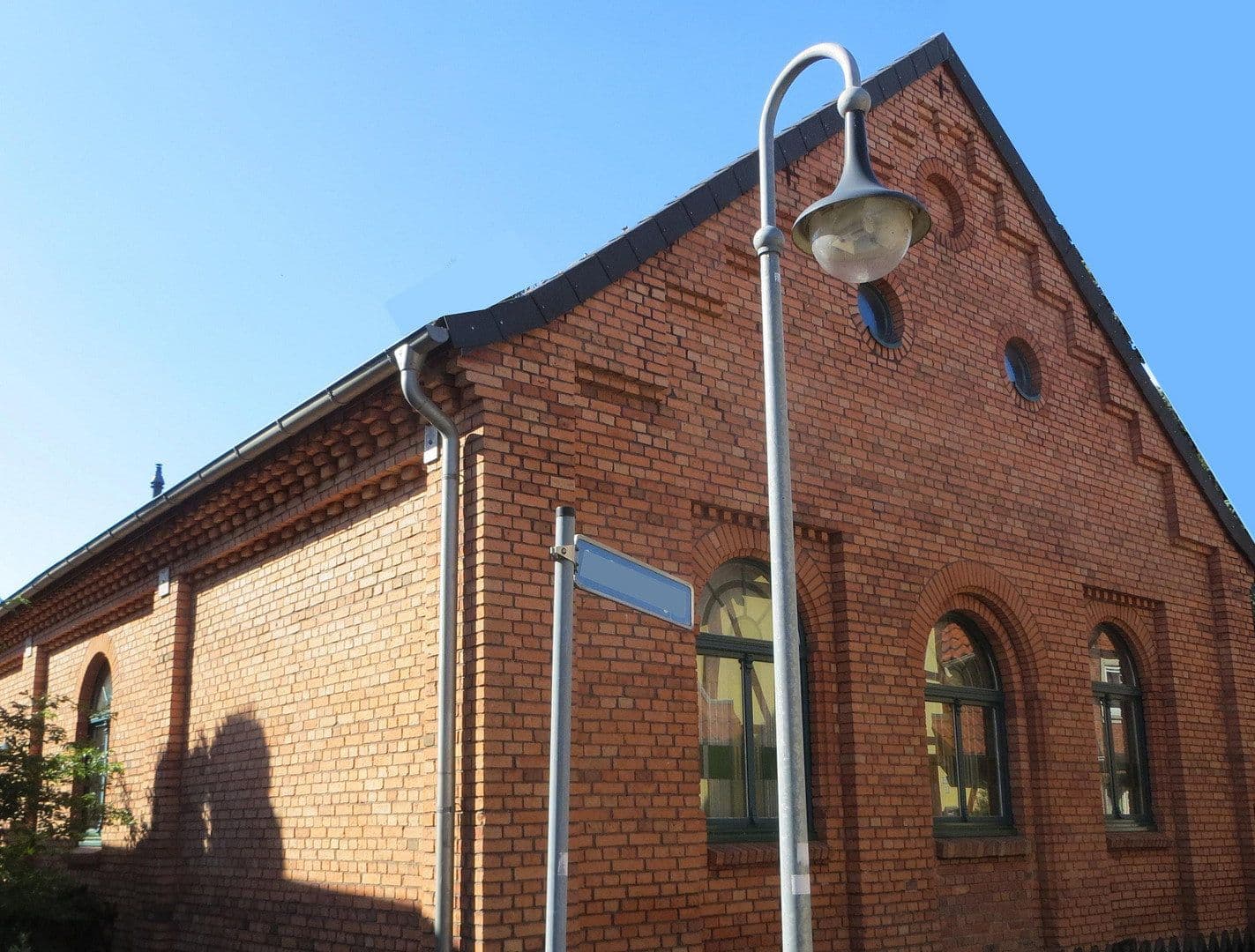 Predaj domu 130 m², pozemek 403 m², Berga, Sasko-Anhaltsko Predaj domu 130 m², pozemek 403 m², Berga, Sasko-Anhaltsko