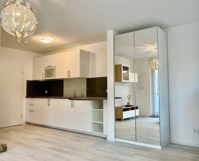 Prenájom bytu 1-izbový 25 m², Heilbronn, Bádensko-Wurttembersko Prenájom bytu 1-izbový 25 m², Heilbronn, Bádensko-Wurttembersko